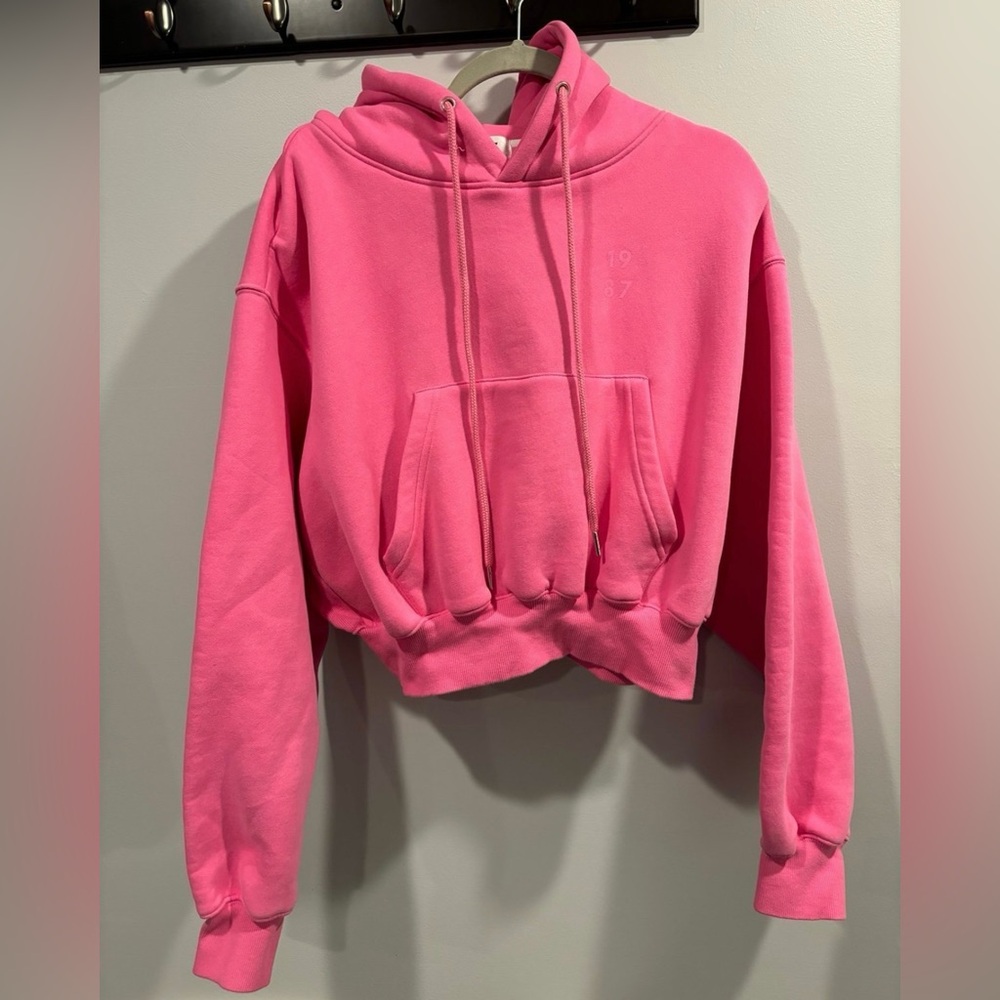 1987 Label Back Bay Hoodie Size Small